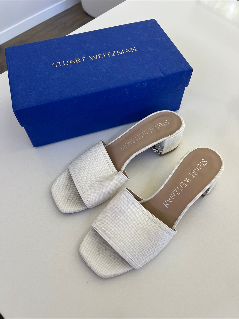Stuart Weitzman cayman 35 low block open toe slides heels sandal white linen 8.5